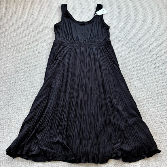 Vince black pleated midi dress nwt - Picture 3 of 6